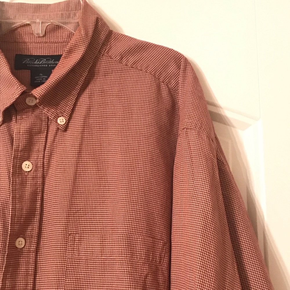 Brooke’s Brothers men’s shirt